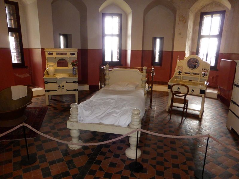 Marquess of Bute's Bedroom - Castell Coch